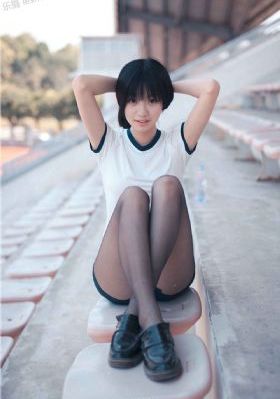 嫩草视频黄_免费韩剧在线观看