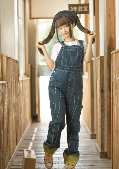 日本综艺节目扒胸吃奶头_720全集在线观看
